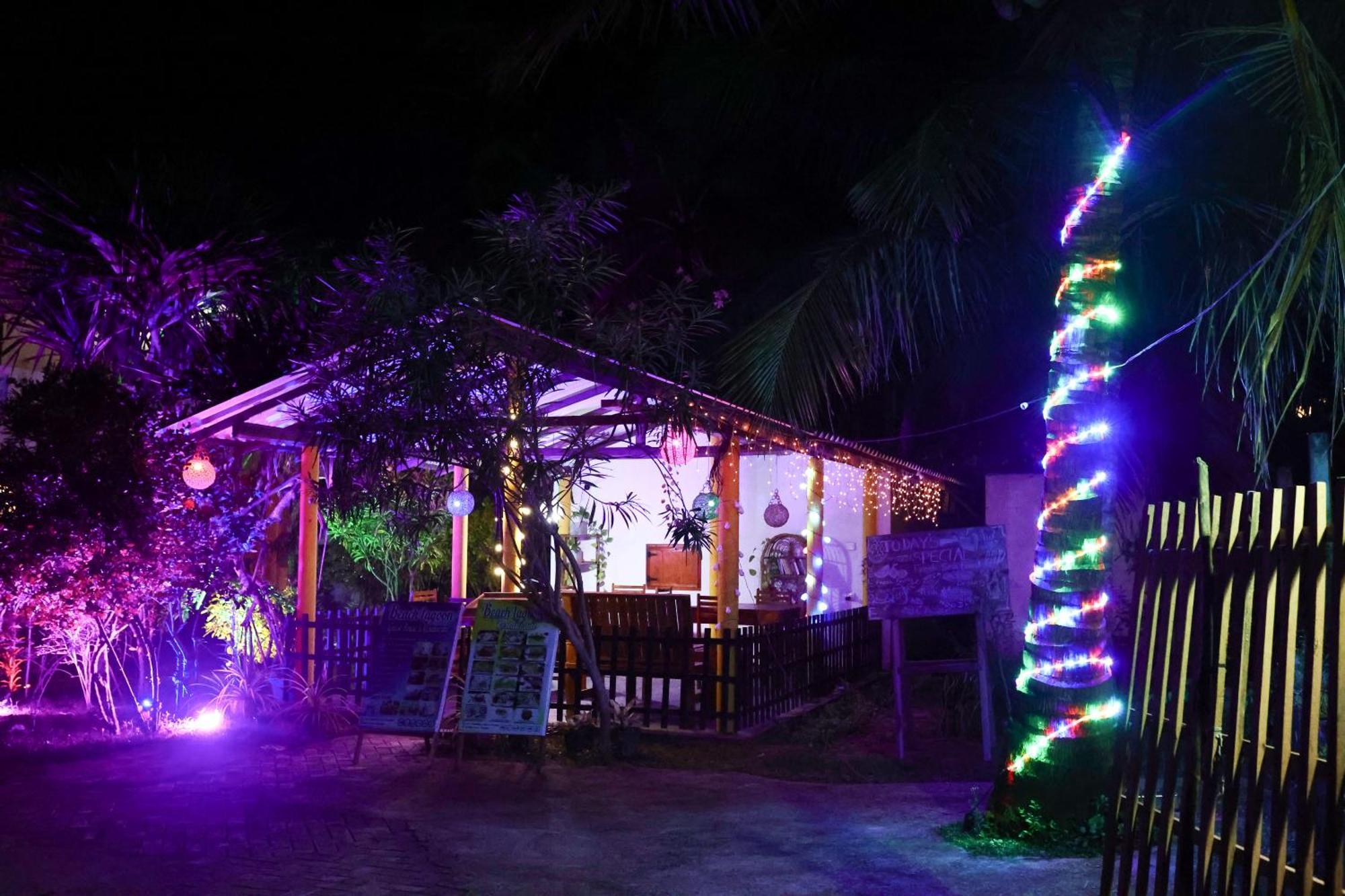 Beach Lagoon Guesthouse Tangalle Ngoại thất bức ảnh