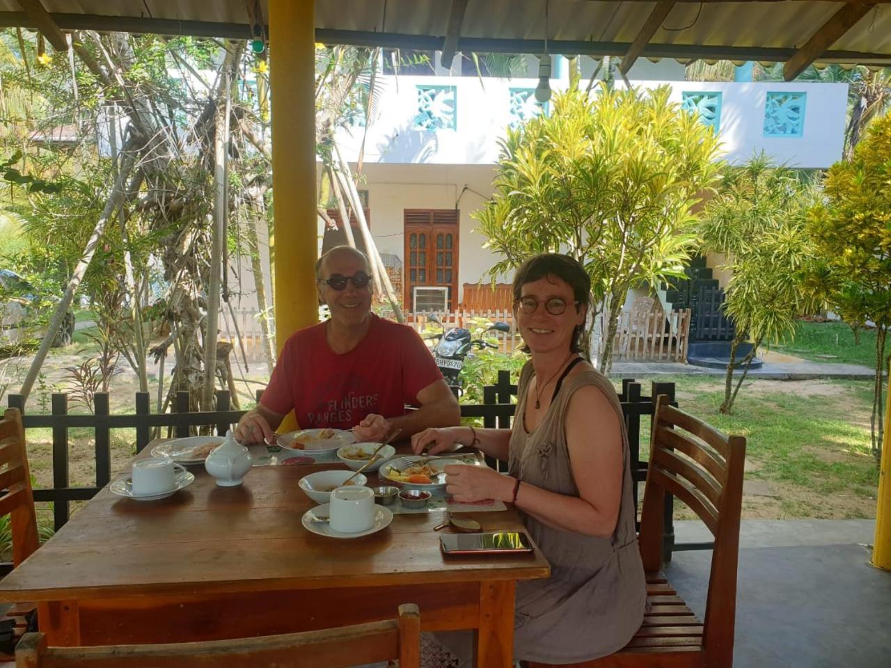 Beach Lagoon Guesthouse Tangalle Ngoại thất bức ảnh
