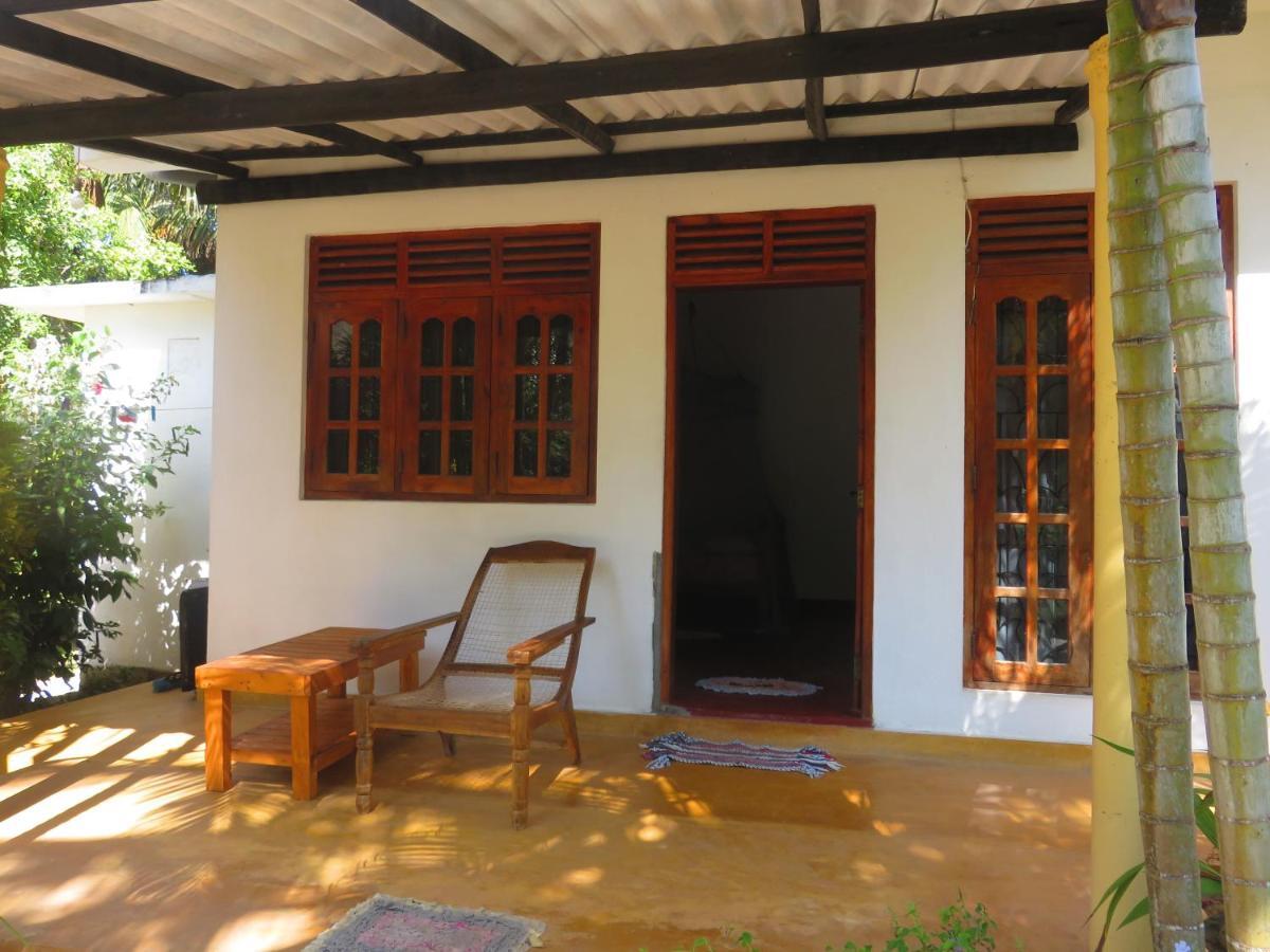 Beach Lagoon Guesthouse Tangalle Ngoại thất bức ảnh